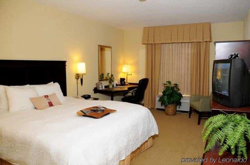 Hampton Inn & Suites Charlotte/Pineville Habitación foto